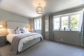 2 Bed stylish village retreat in Braunton